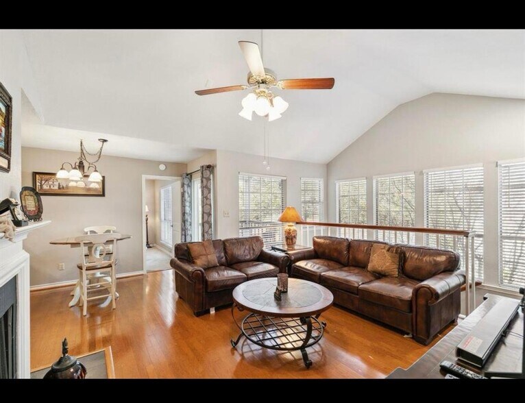 Building Photo - 6220 Bentwood Trail