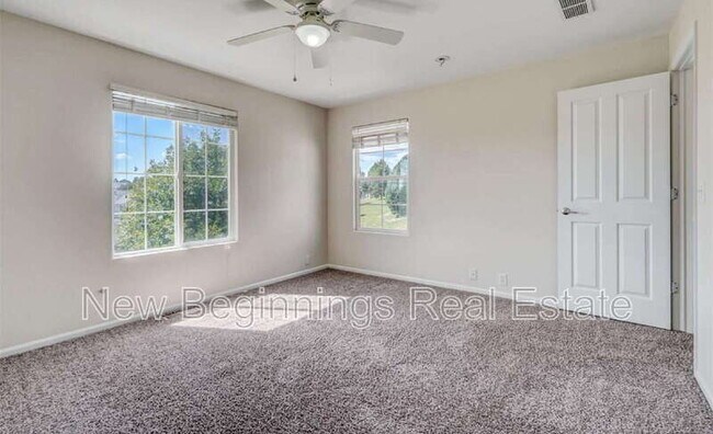 Building Photo - 8099 Elk River View