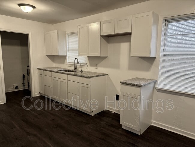 Building Photo - 7823 Rugby Ave