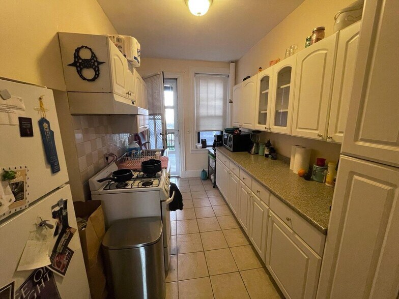 Primary Photo - 57 Brighton Ave