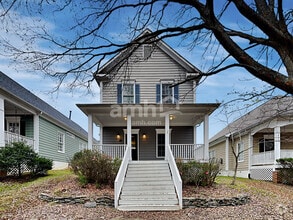 Building Photo - 14033 Garden District Row