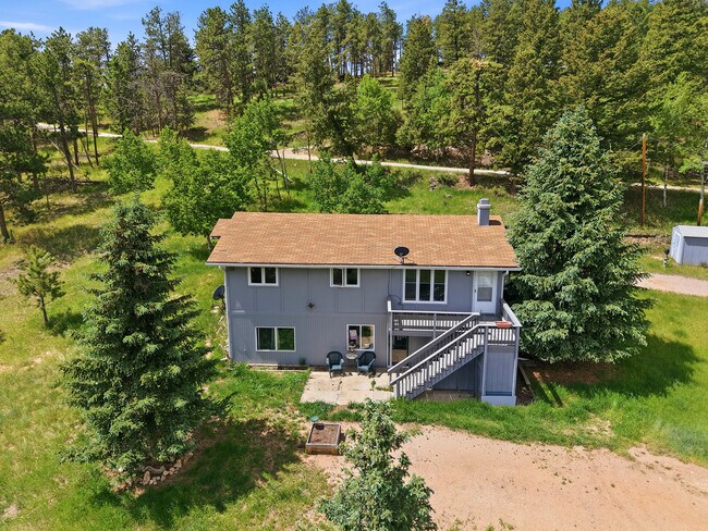Building Photo - 836 Sleepy Hollow Dr
