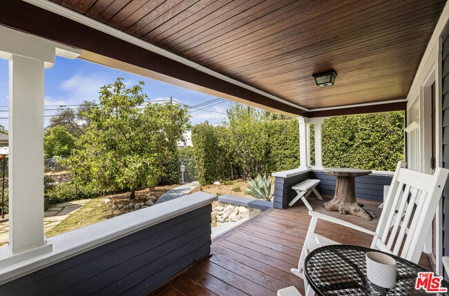 Building Photo - 201 S Ave 55