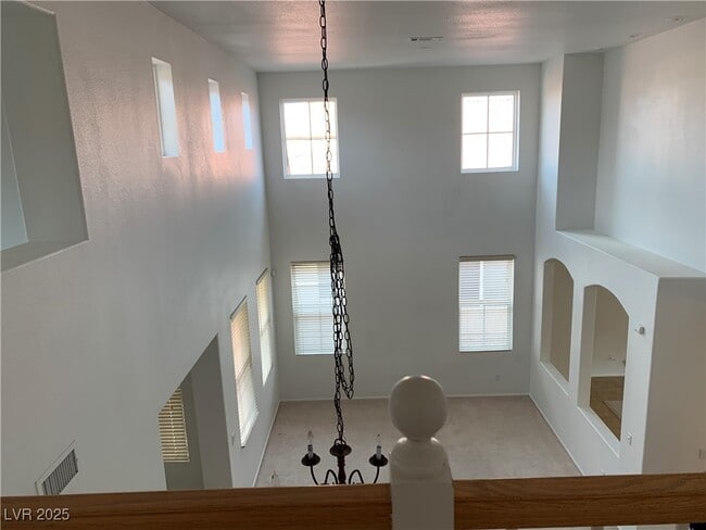Building Photo - 7615 Ironwood Knoll Ave