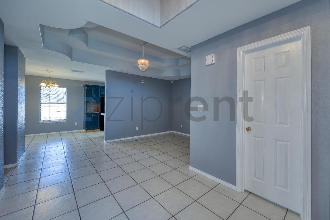 Building Photo - 6053 Blanco River St