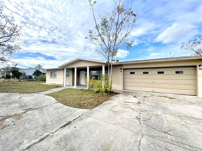 Building Photo - 102 S Jefferson St