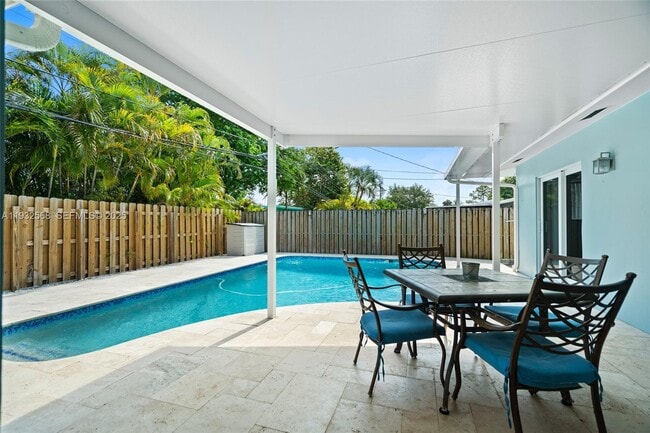 Building Photo - 251 SE 7th St