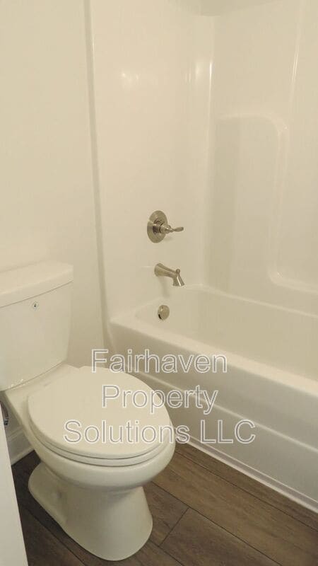 Building Photo - 1978 Mitchell Ave