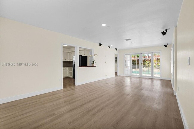 Building Photo - 5781 SW 25th St