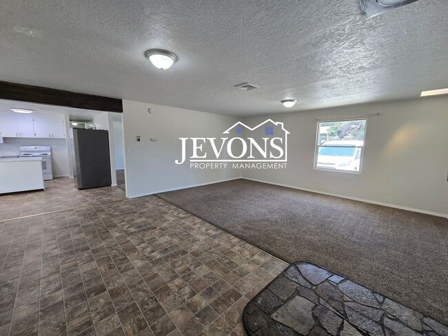 Building Photo - $500 Rent Credit | Spacious 4-bedroom home...