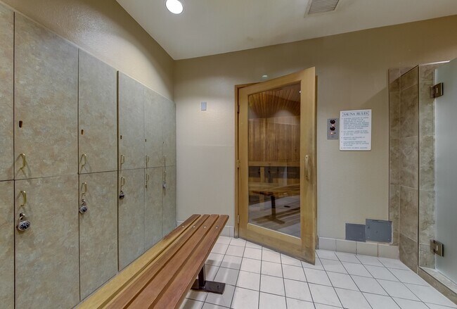 Building Photo - Meridian FURNISHED 2 BDR /2 BATH Luxury Co...