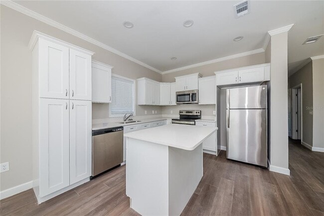 Building Photo - 509 60th Ave Dr W