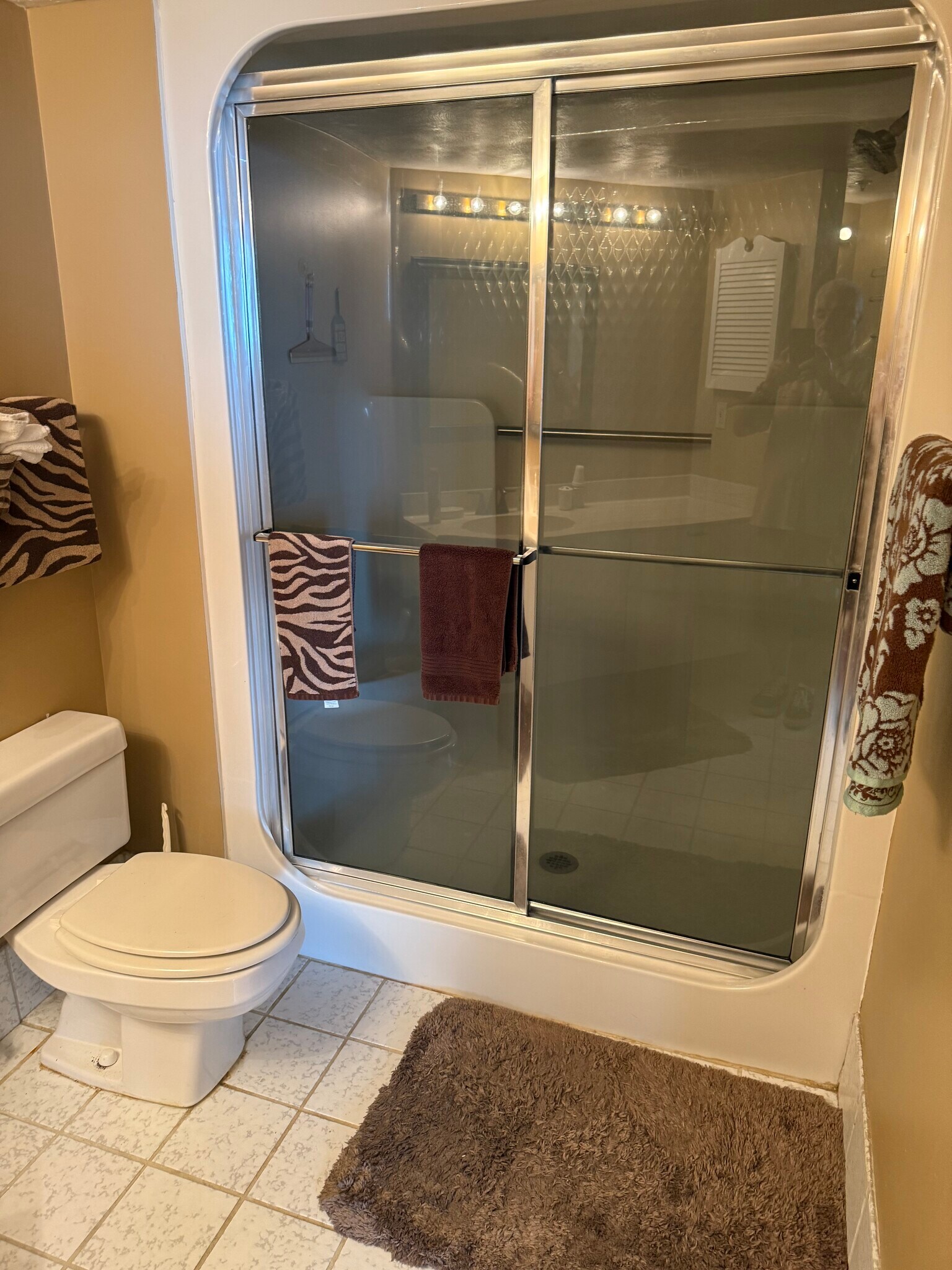 Building Photo - 3013 S Atlantic Ave