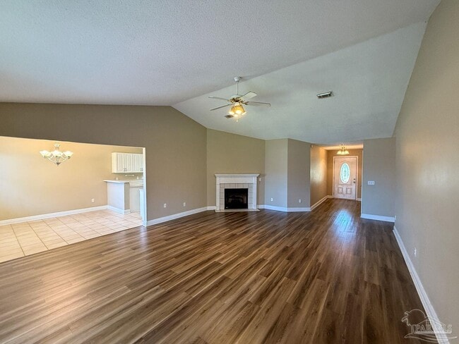 Building Photo - 1519 Sandcliff Dr
