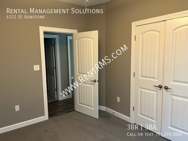 Building Photo - 4331 SE Gemstone-
