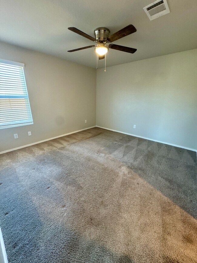 Building Photo - Bulverde Area - Hidden Trails Subdivision 3 beds 2 bath Home for Rent