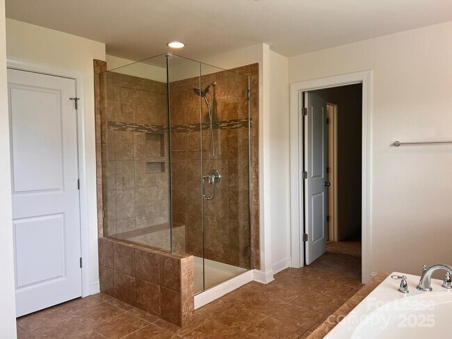 Building Photo - 119 Heron Cove Loop