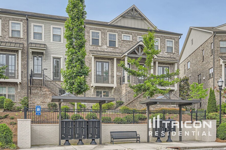 Building Photo - 2303 Mclean Chase
