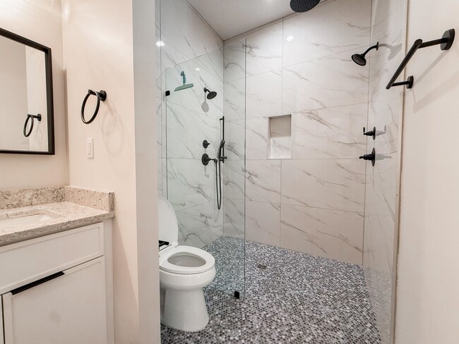 Building Photo - 765 Carnes Sta Cv