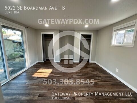 Building Photo - 5022 SE Boardman Ave