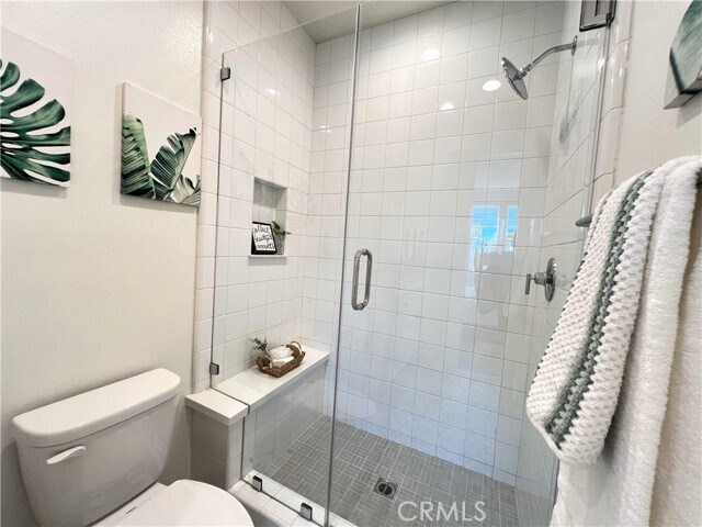 Building Photo - 45 Sanctuary Ln