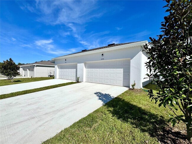 Building Photo - 2404 Rider Rain Ln