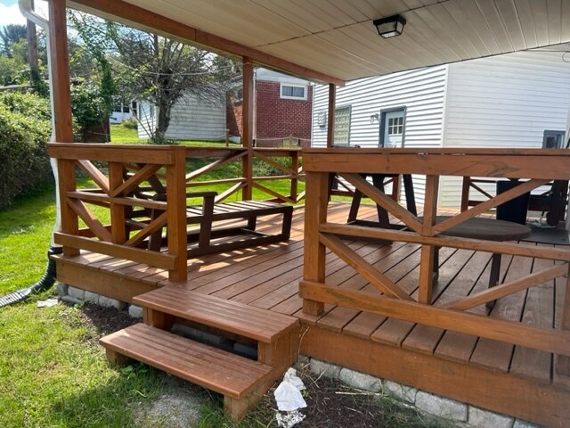 Building Photo - 2415 S Lumber St