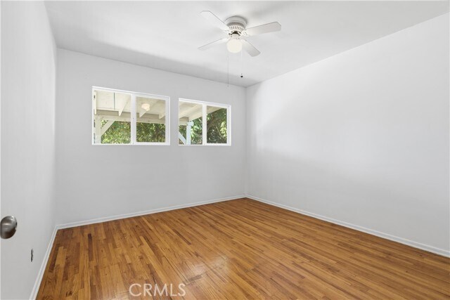 Building Photo - 9859 Arleta Ave