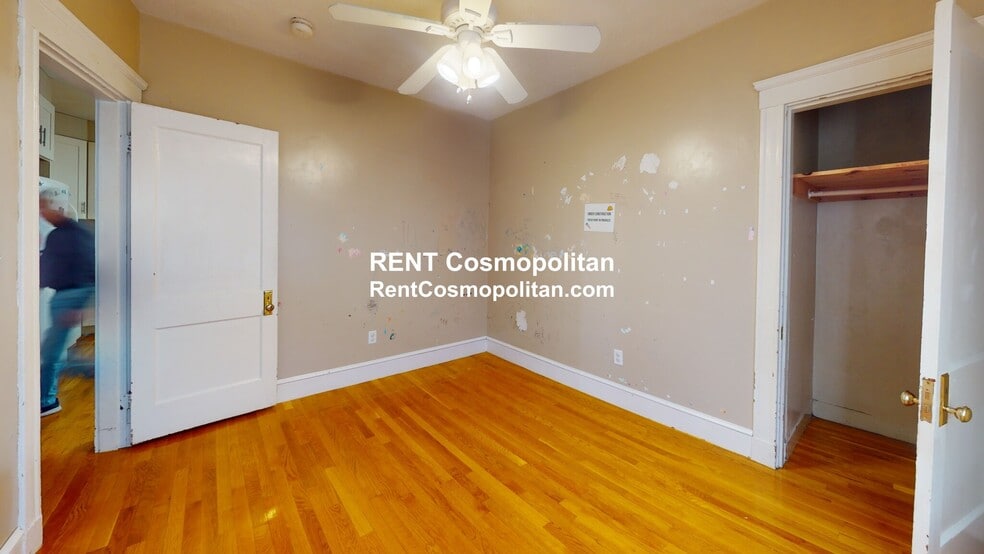 Building Photo - 298 Fellsway W