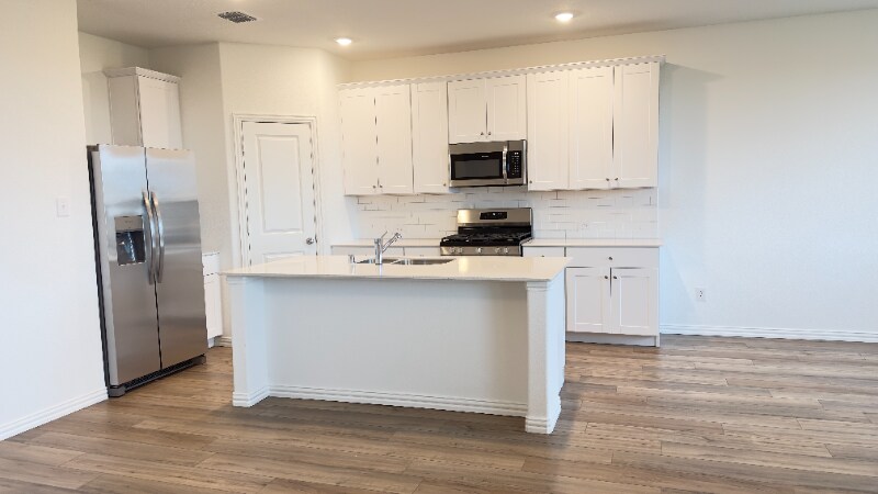 Building Photo - 2108 Angus Dr