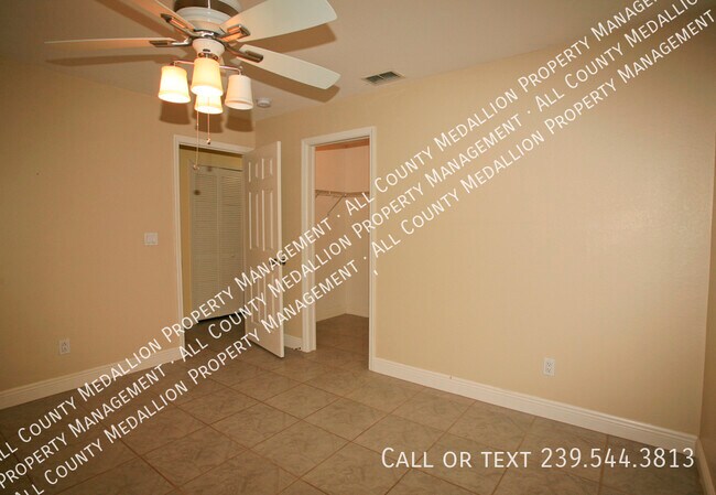 Building Photo - 606 SE 6th Terrace