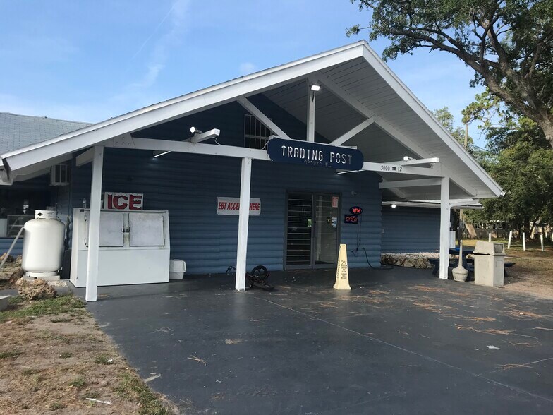 Community Amenity; Trading Post(convenience store). - 3000 Clarcona Road
