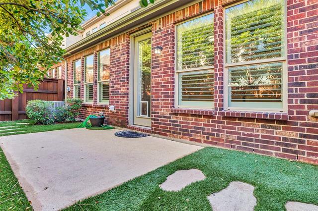 Building Photo - 4817 Bayview Dr