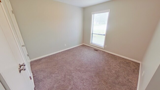 Building Photo - 731 Prestige Blvd