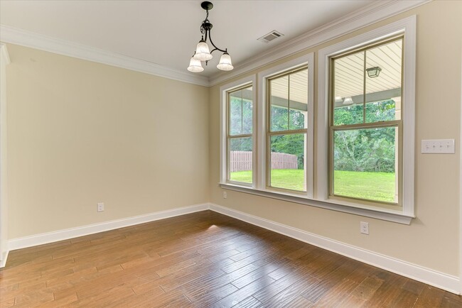 Building Photo - 4215 Windslow Dr