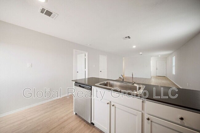 Building Photo - 148 Cowboy Rdg