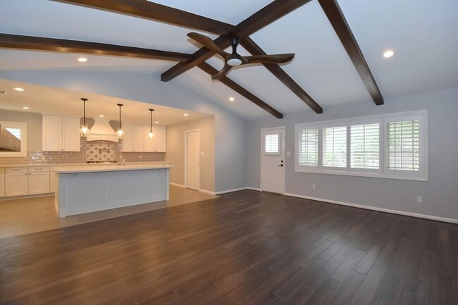 Building Photo - 10802 Meadow Lake Ln