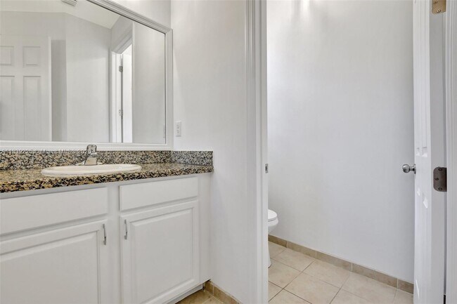 Building Photo - 9135 SW 36th Mnr