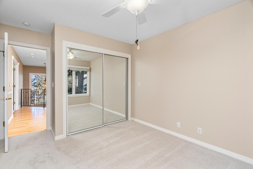 Building Photo - 16235 SW Falcon Dr