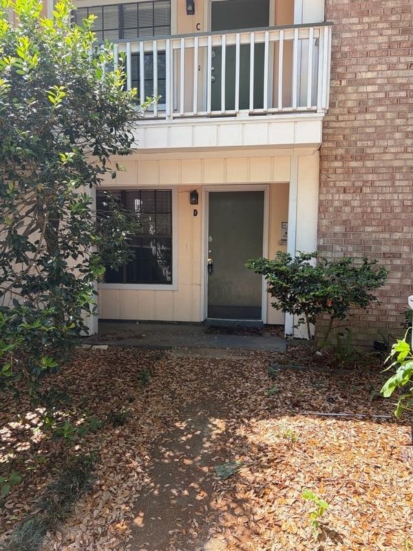 Building Photo - 220 Atkinson Dr