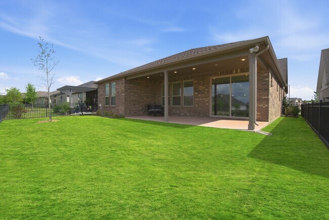 Building Photo - 9727 Rockwell Dr