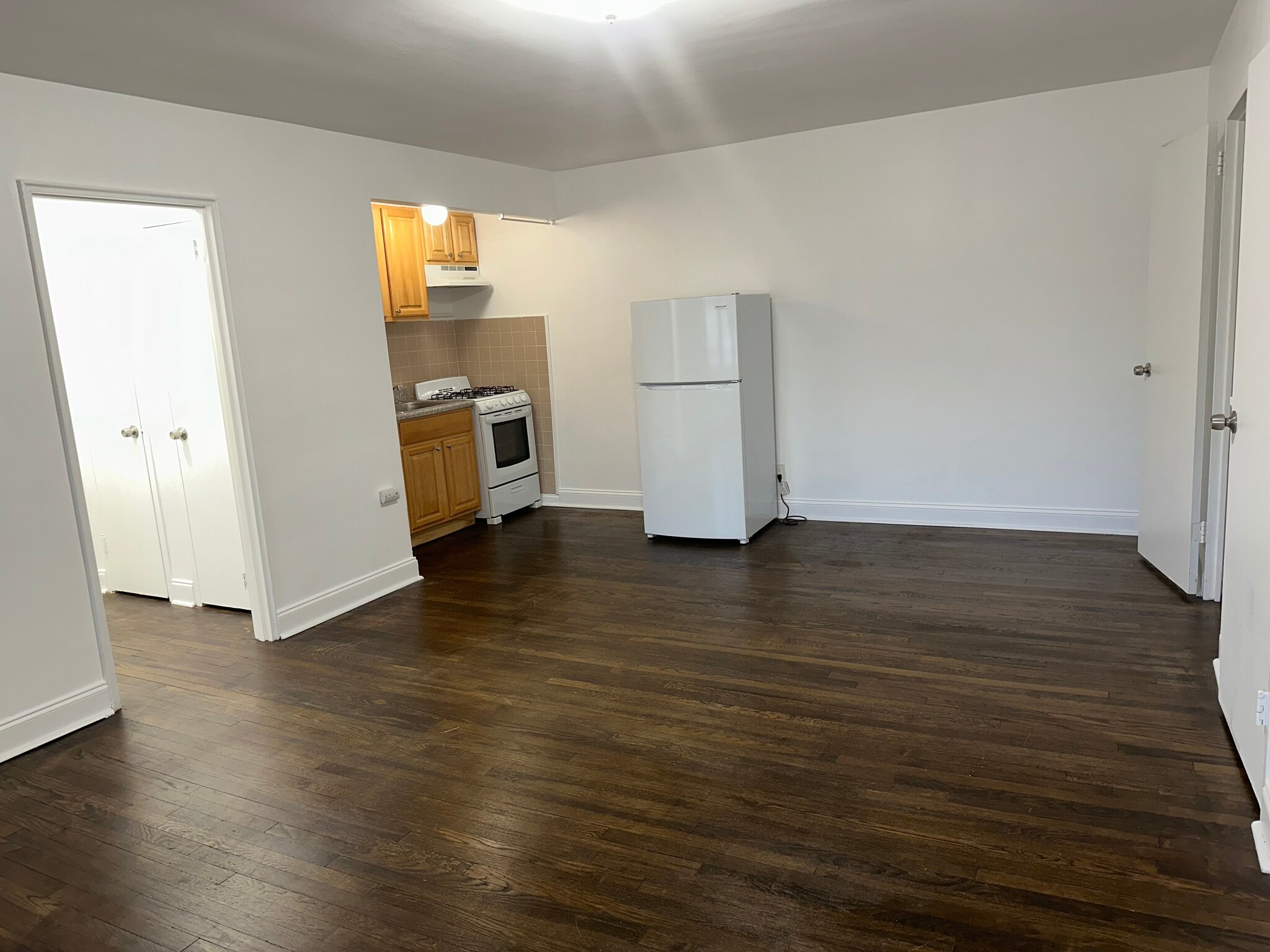 Building Photo - 1104 Palisade Ave