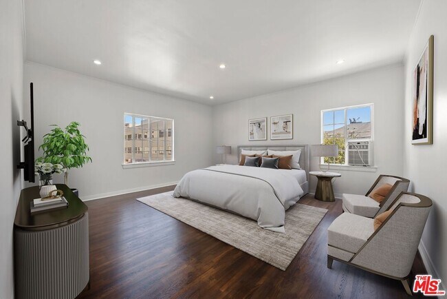 Building Photo - 148 S Camden Dr