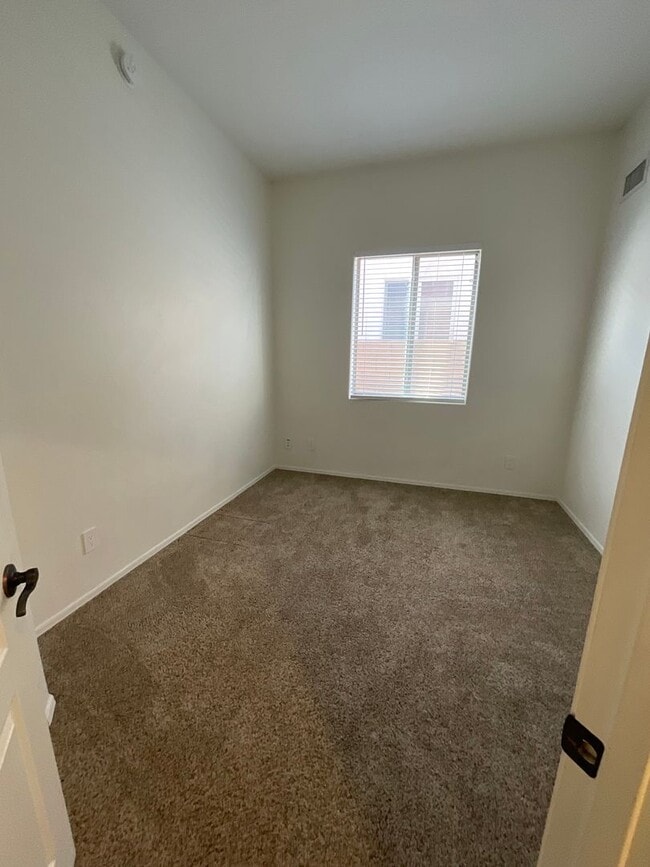 Building Photo - Gated community near Sabino Canyon/Tangue Verde