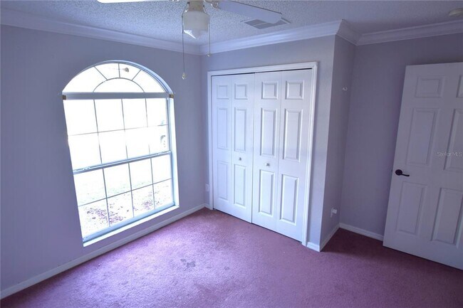 Building Photo - 500 Lake Charles Dr