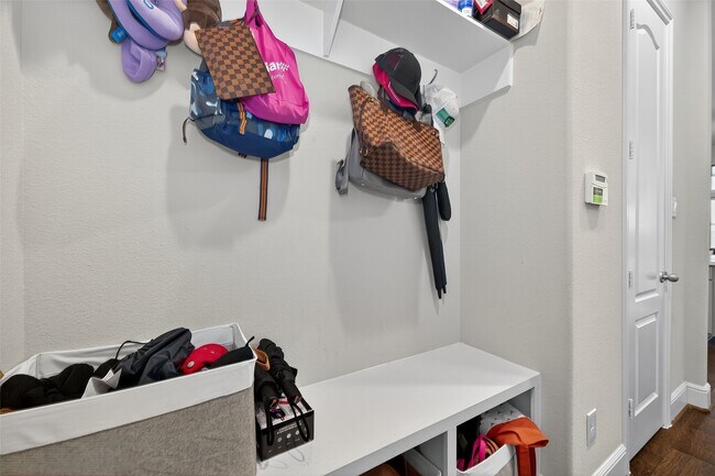 Building Photo - 2314 Cotton Creek Ln