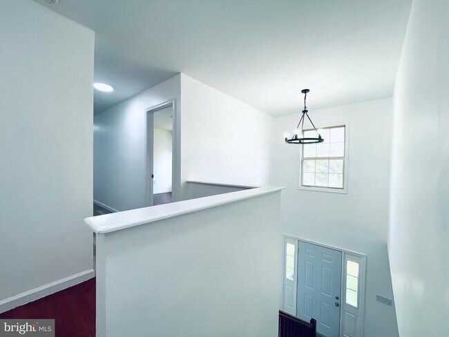 Building Photo - 1226 Country Pl Dr