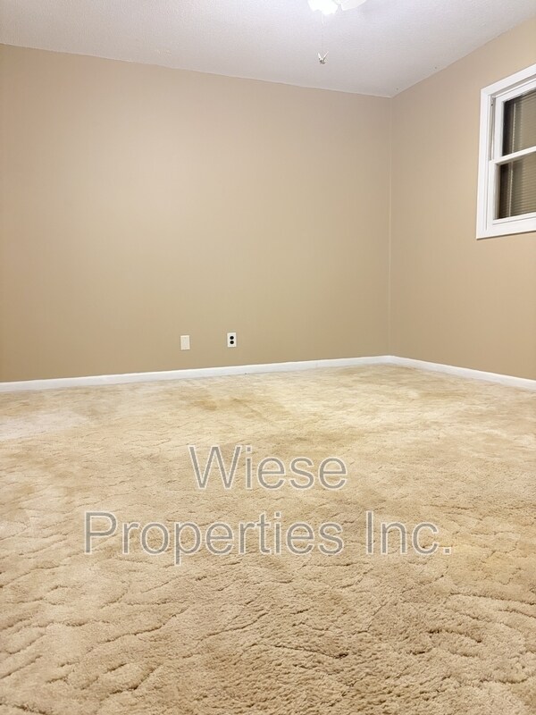 Building Photo - 509 Wingate Dr