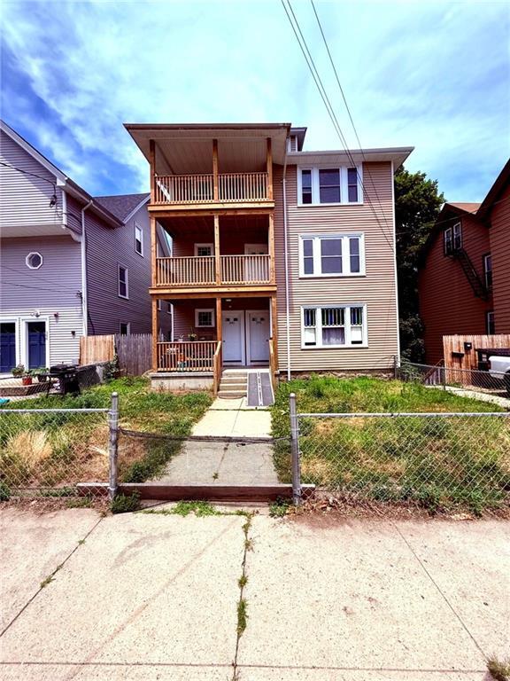 Primary Photo - 392 Carrington Ave