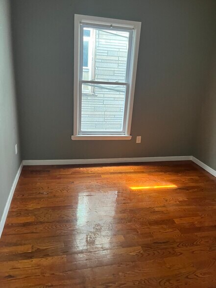 3rd Floor - 69 N 13th St